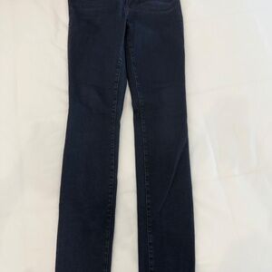 Good American Always Fits Good Legs Skinny Jeans in Deep Blue002